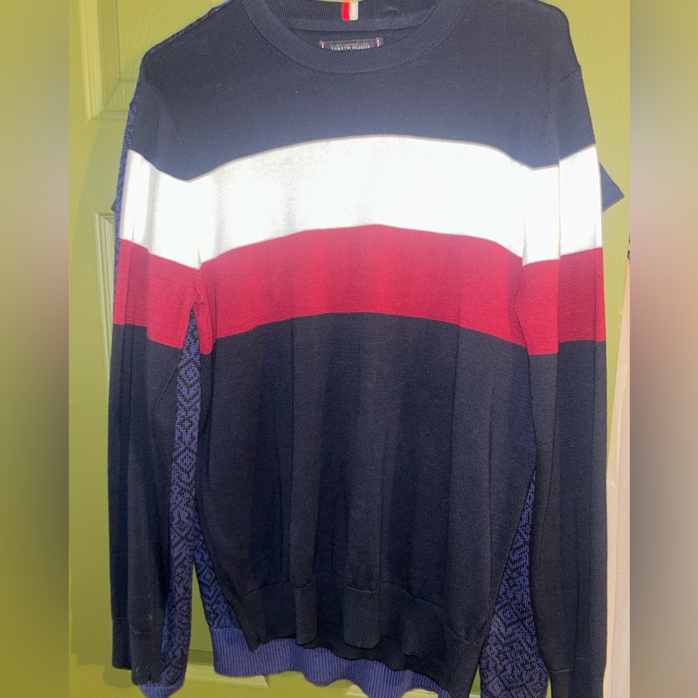 Tommy Hilfiger Men's Sweater in Navy, Red, and White